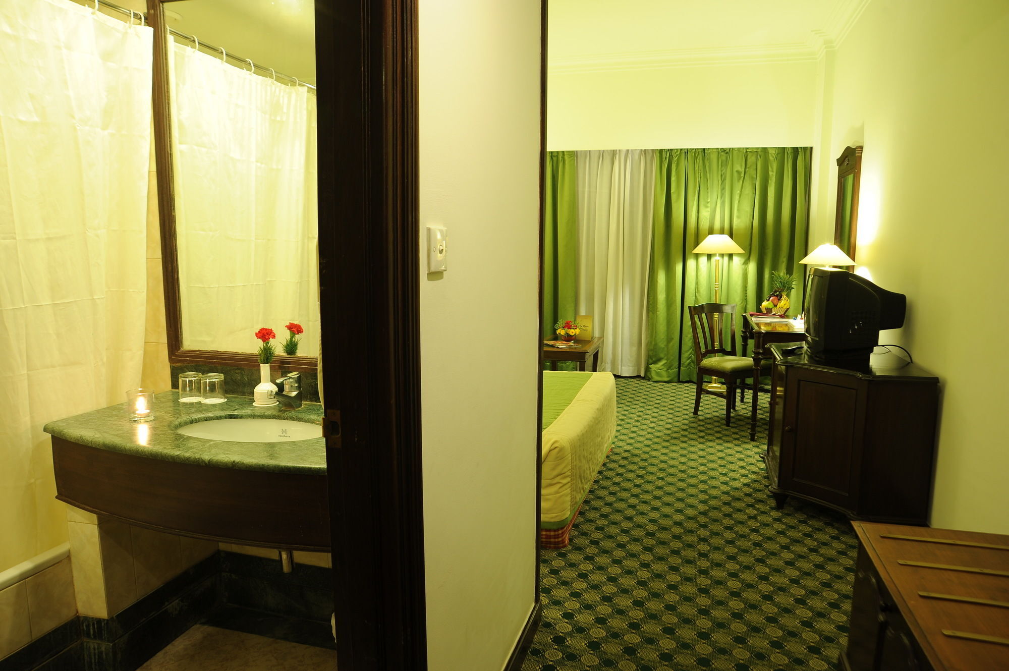 Grand Hotel Káthmándú Exteriér fotografie